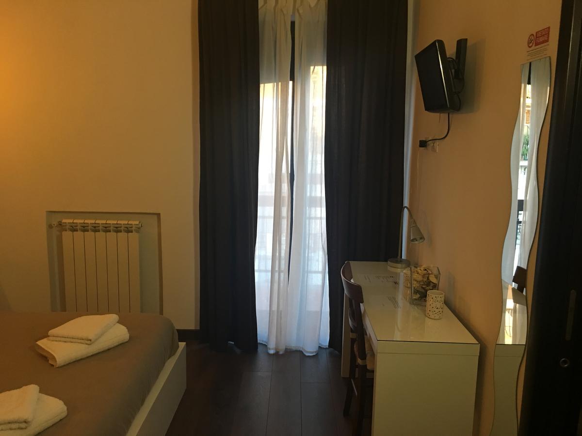 Almi Rooms Róma Kültér fotó
